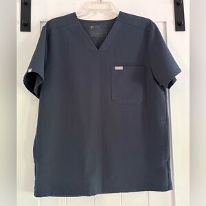 Figs Technical Collection Scrub Top